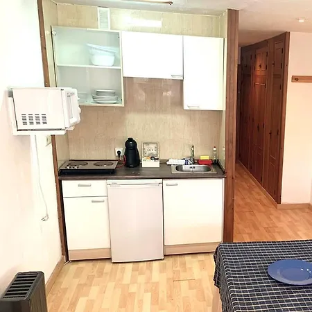 Apartamento Con Vistas En 아파트